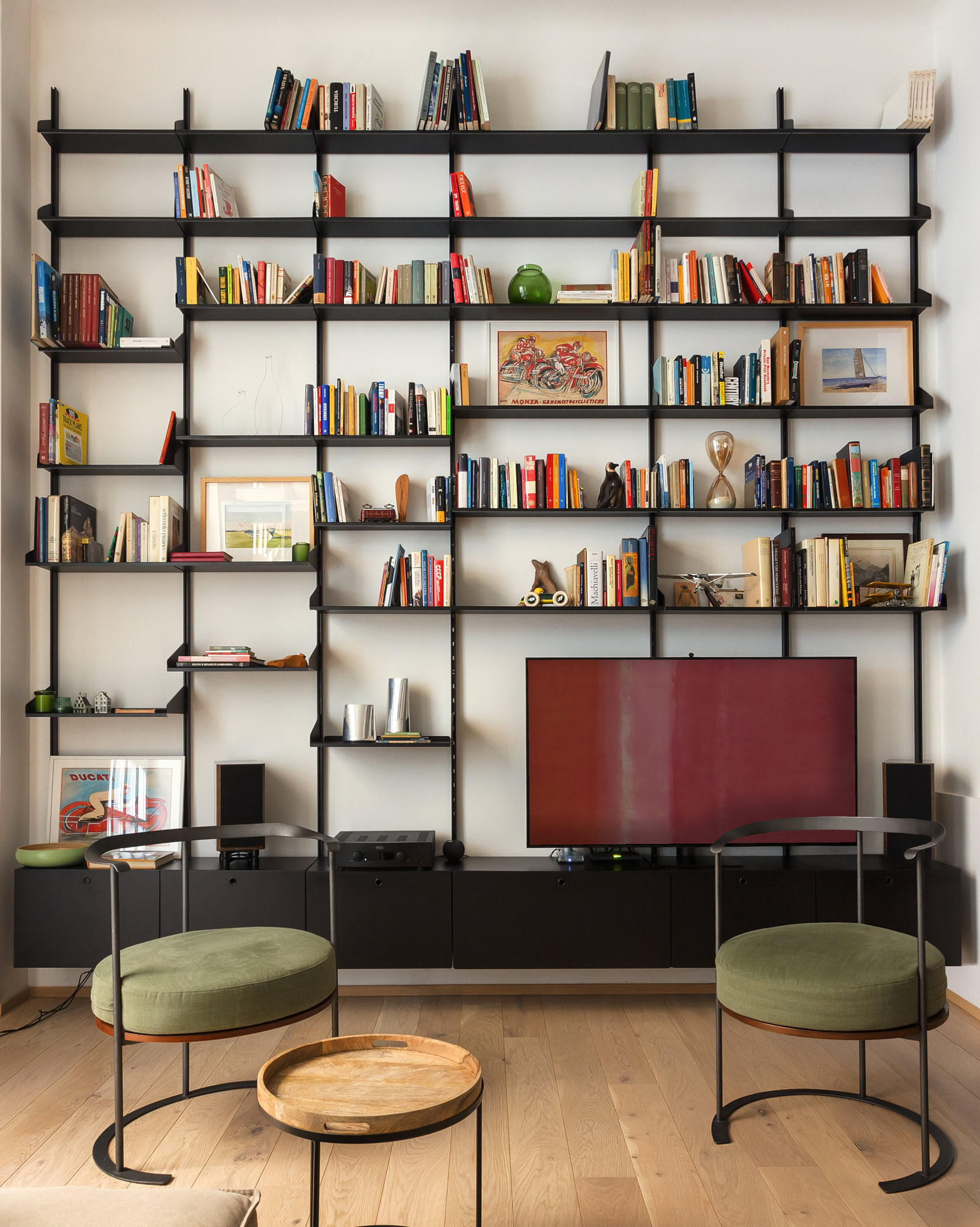 K1+ - Arredamento - Librerie e sistemi da parete